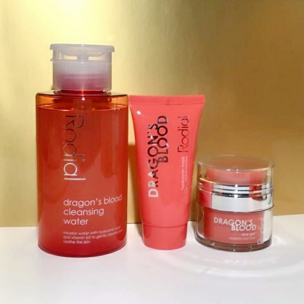 Rodial Dragon's Blood Bundle Gift Set: Eye Gel HA Mask Cleansing Water *BNIB - Picture 3 of 16